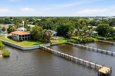 911 NW Sunset Terrace, Stuart – Single Family Residence for sale