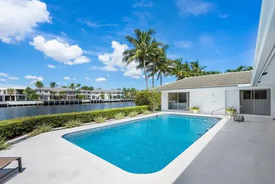 2767 Spanish River Road, Boca Raton – Single Family Residence for rent