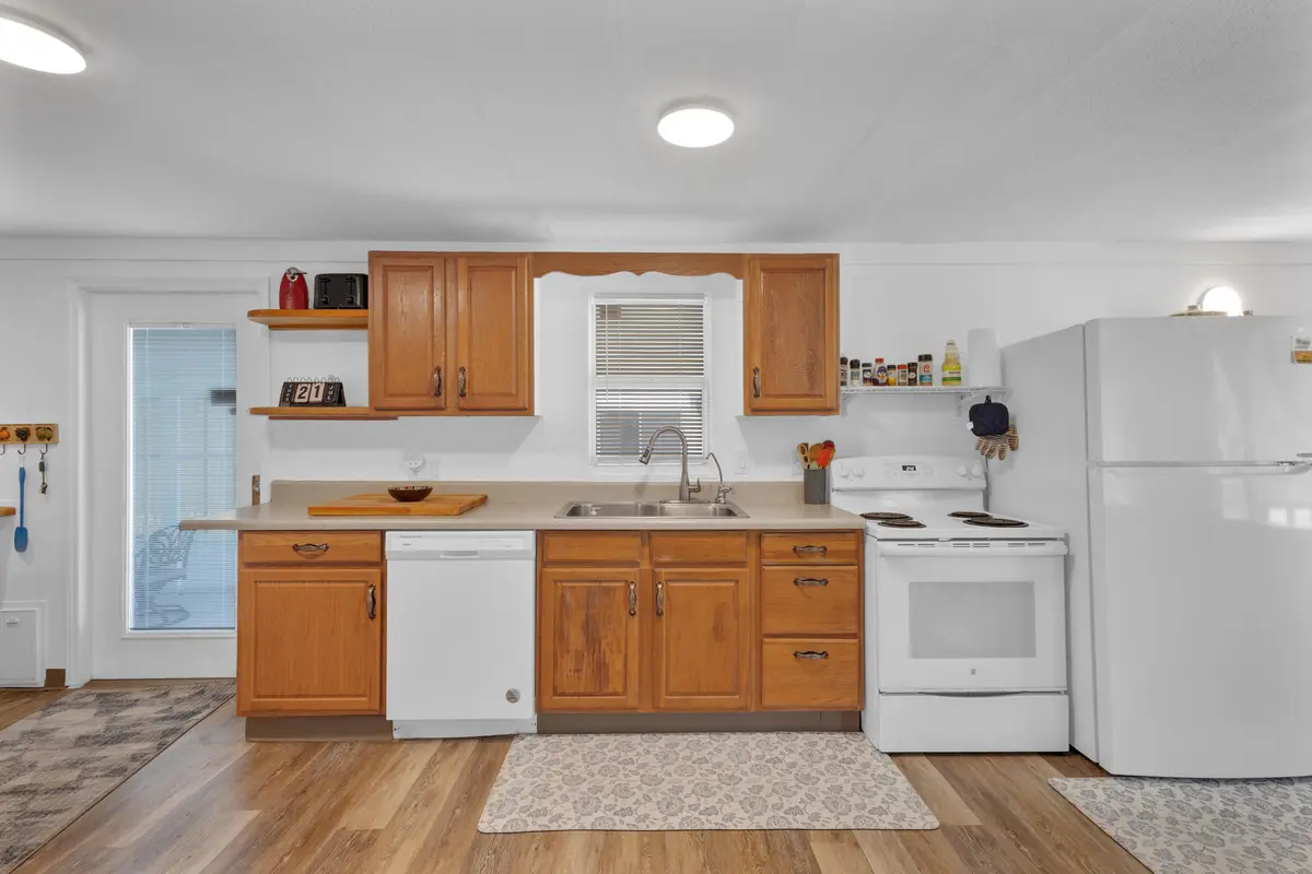 KITCHEN at 140 NE Pinelake Village Boulevard, Jensen Beach
