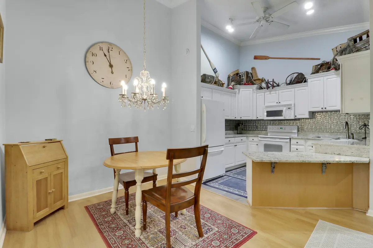 Dining area at 6520 Chasewood Drive H, Jupiter