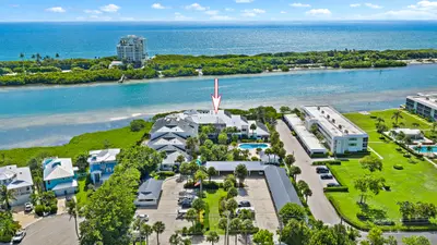 200 Waterway Road 208, Tequesta – Condominium for sale