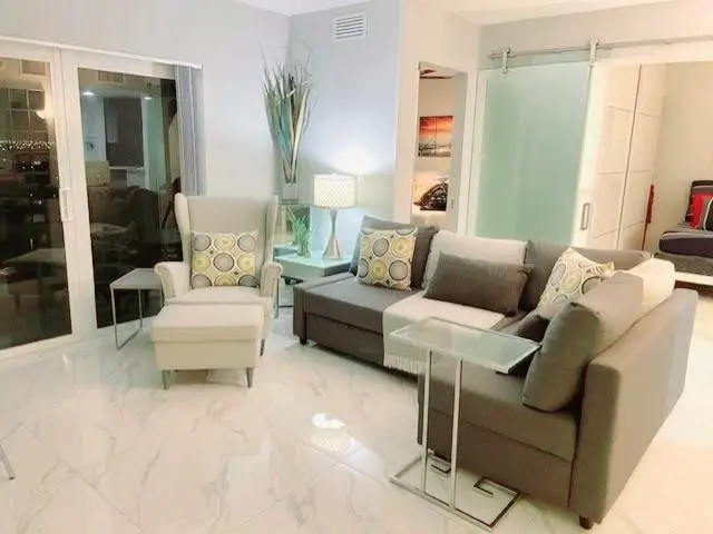 Photo 6 at 1500 S OCEAN Boulevard 1506, Lauderdale-By-The-Sea