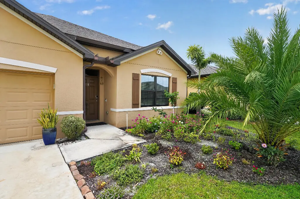 42324_02_image-191913_07.21.2026 at 6282 NW Regent Street, Port St. Lucie