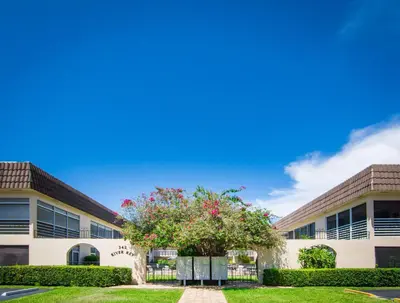 342 Southwind Drive 122, North Palm Beach – leased