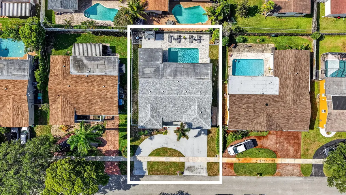 61-web-or-mls-DJI_20260721100820_0057_D at 9120 SW 55TH Court, Cooper City