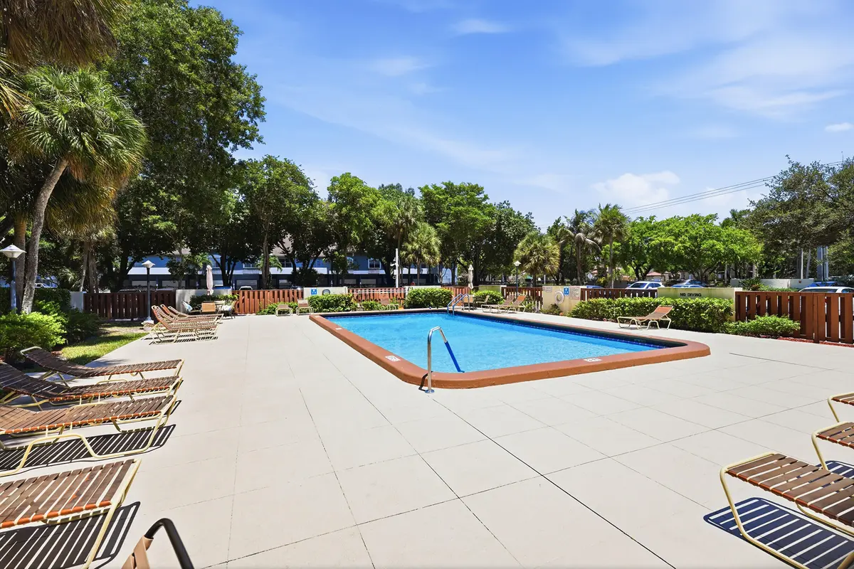 25_02_dsc_7737 at 10777 W Sample Road 407, Coral Springs