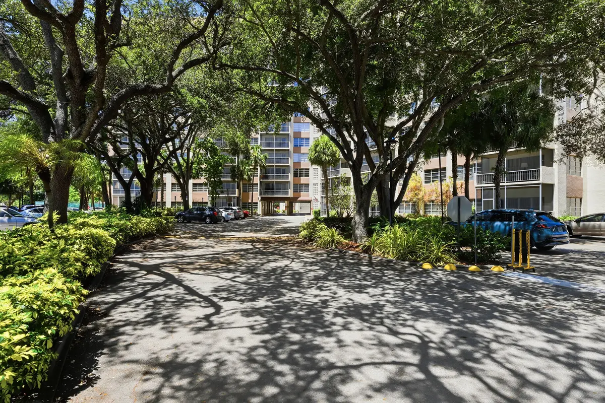 03_dsc_7791 at 10777 W Sample Road 407, Coral Springs