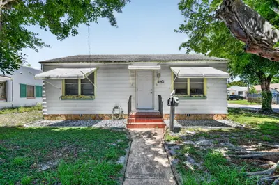 6901 Garden Avenue, West Palm Beach – sold