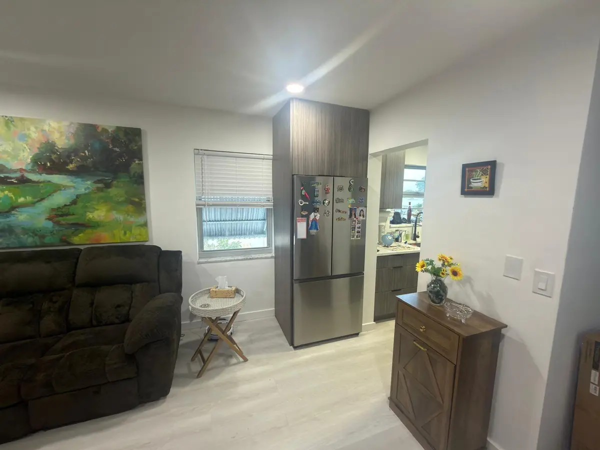 1c3ad98d-7018-4372-9c96-95c14caae544 at 401 S GOLF Boulevard 270, Pompano Beach