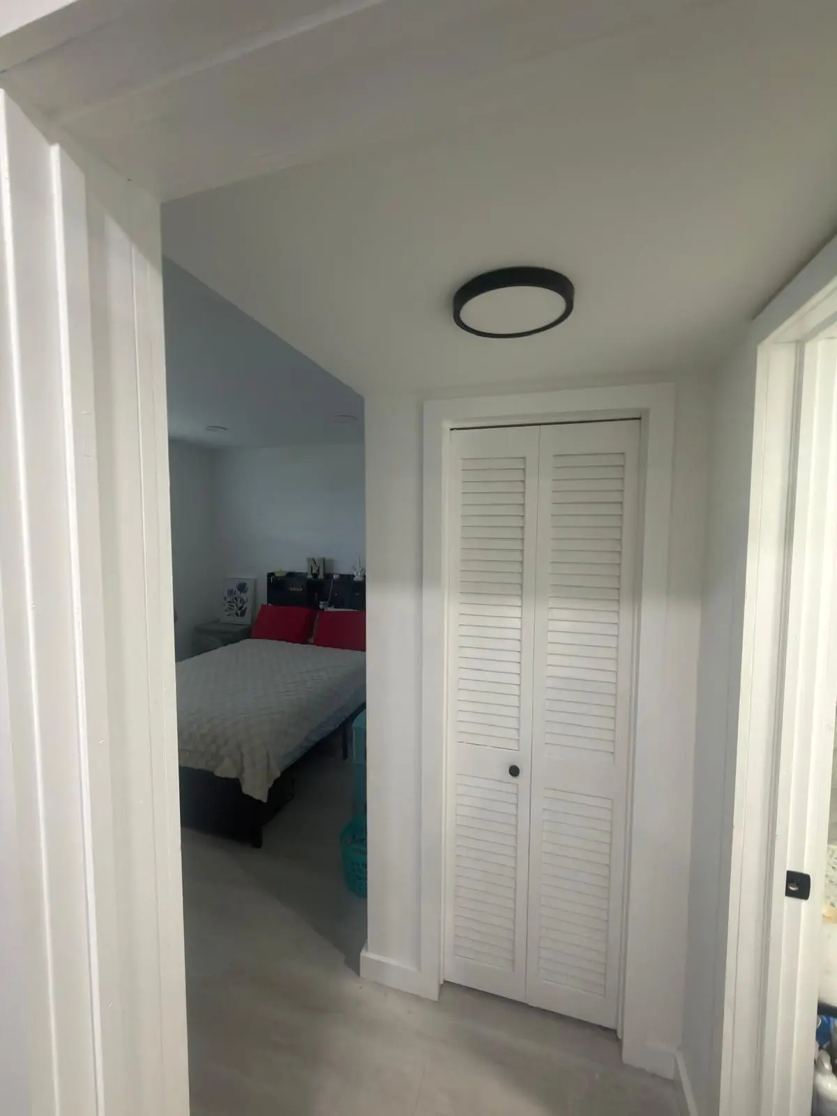 9105d63a-2fee-4ca2-9139-c8763d5b2db1 at 401 S GOLF Boulevard 270, Pompano Beach