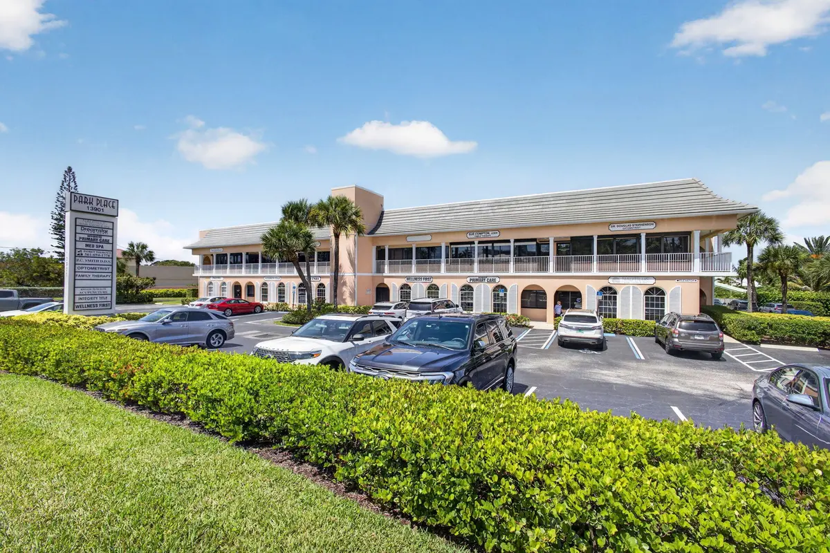 3-web-or-mls-5D1A2510 at 13901 U.S. 1 10, Juno Beach
