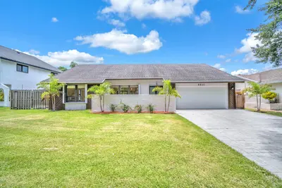 8411 SW 57TH Street, Davie – Single Family Residence for sale