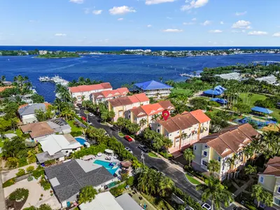 131 Harbors Way, Boynton Beach – Townhouse for sale