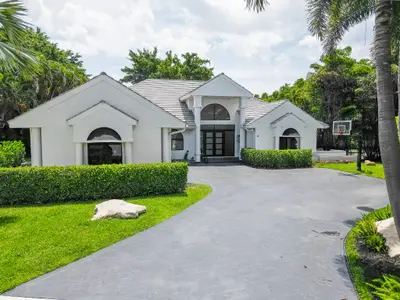 1812 SW 17th Street, Boca Raton – Single Family Residence for sale