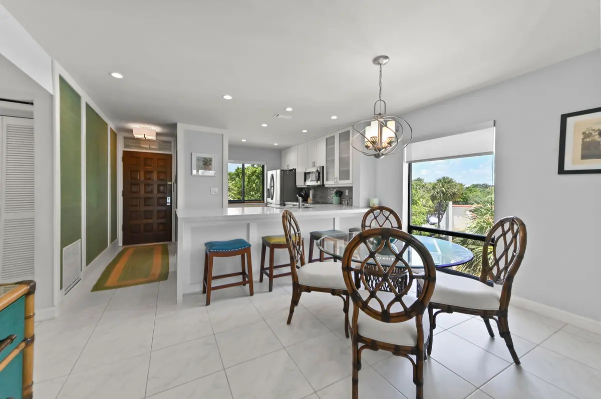 07 Dining Room 01 at 2550 Presidential Way 301, West Palm Beach