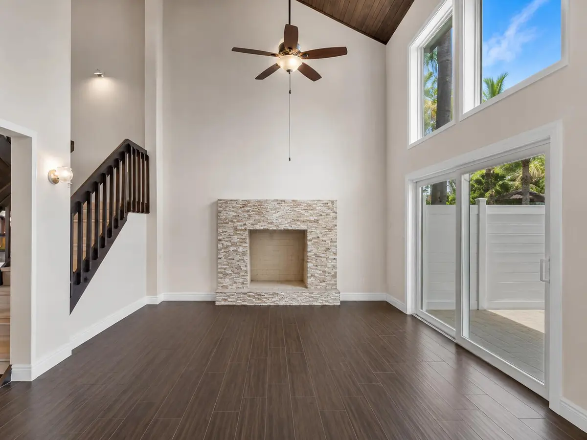 living area no furniture at 3432 NE 16th Avenue, Oakland Park