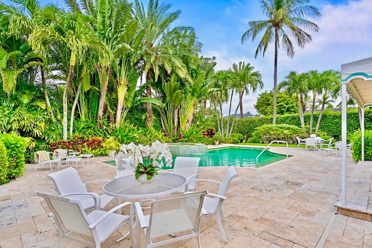 Pool at 1421 N LAKE Way, Palm Beach