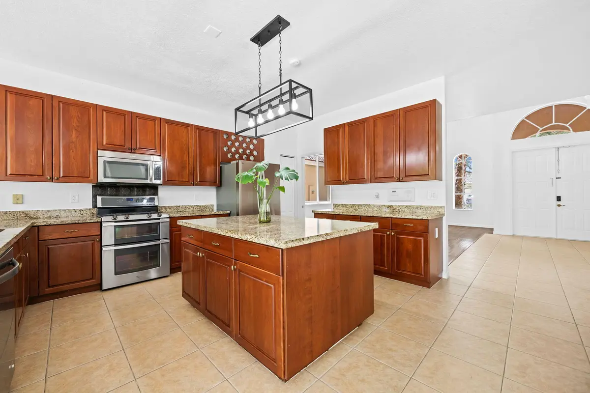 27-web-or-mls-DSC_6523 at 19389 SW 64th Street, Pembroke Pines