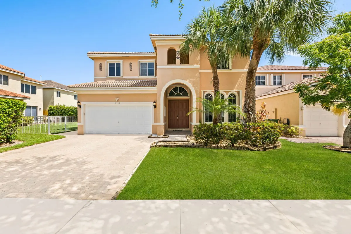 13-web-or-mls-DSC_6432 at 19389 SW 64th Street, Pembroke Pines
