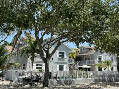 510 NE 17TH Avenue 105, Fort Lauderdale – sold
