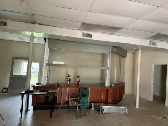 INTERIOR at 190 US HIGHWAY 27, South Bay