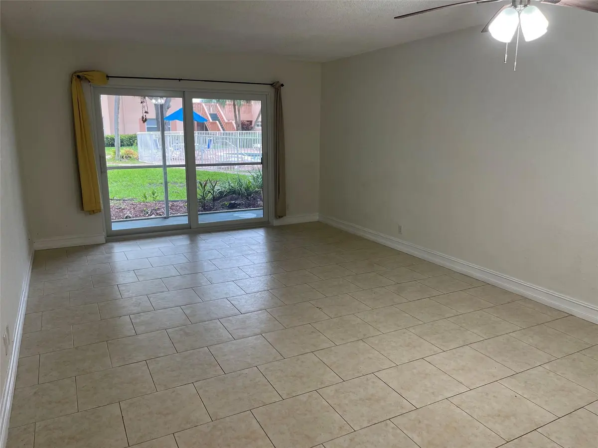 Photo 3 at 770 SE 2ND Avenue E106, Deerfield Beach