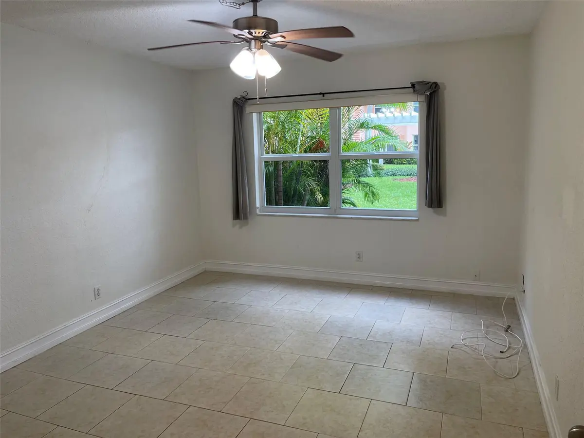 Photo 8 at 770 SE 2ND Avenue E106, Deerfield Beach