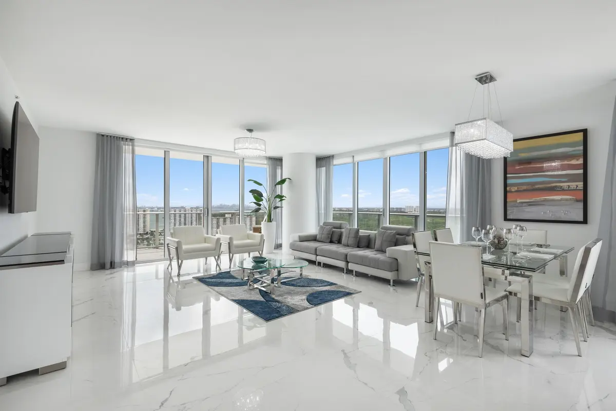 08_300SunnyIslesBlvd_Unit42408_93_Living at 300 Sunny Isles Boulevard 4-2408, Sunny Isles Beach