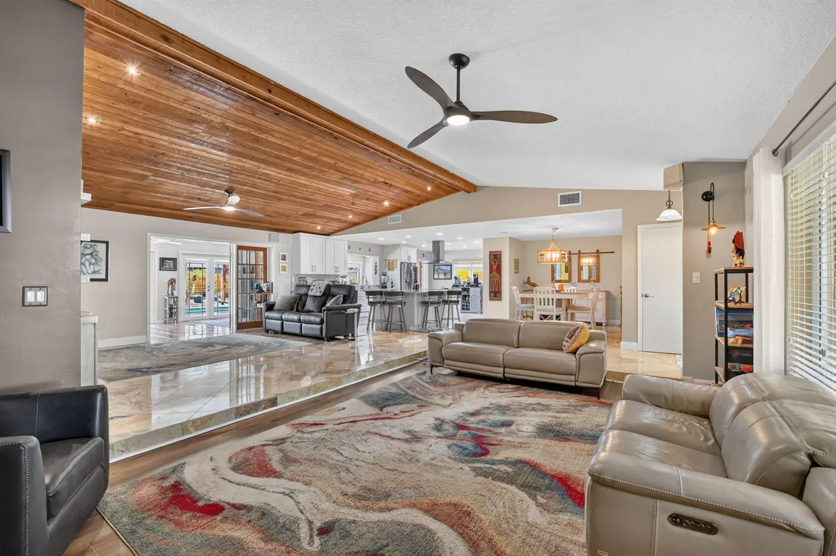 13-web-or-mls-DSC_0345 at 32 SW 14TH Avenue, Boca Raton