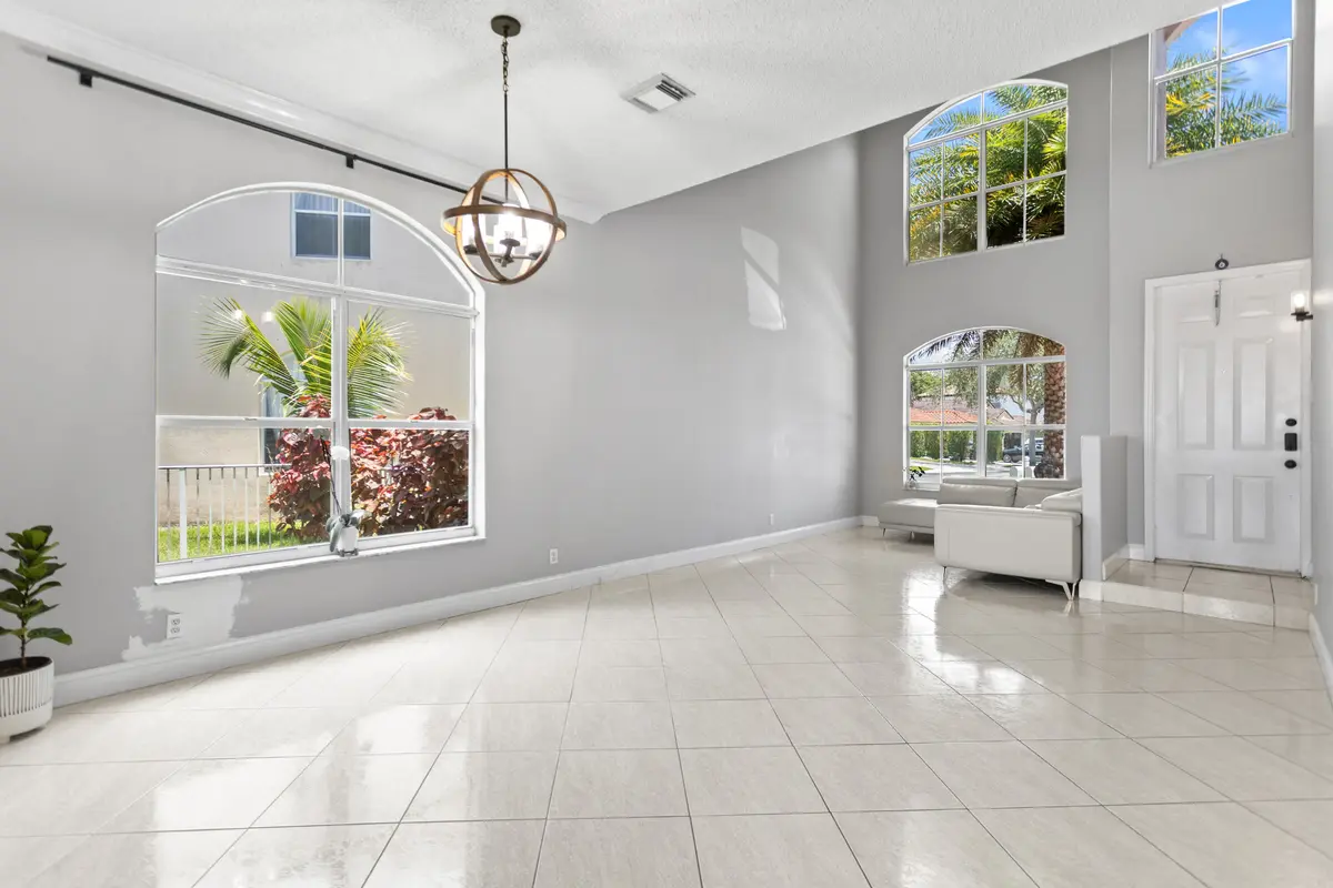 585A0564 at 2905 SW 139th Avenue, Miramar