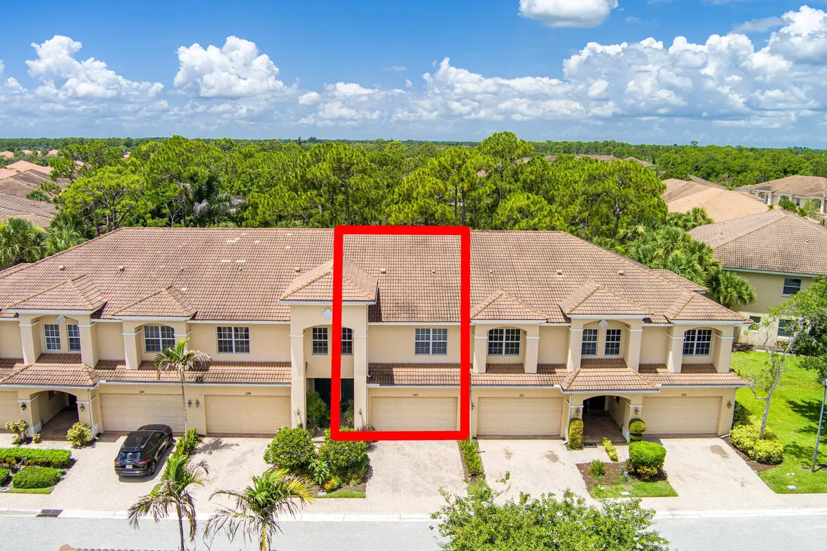 7rrn4vmc3d at 135 SW WALKING Path, Stuart