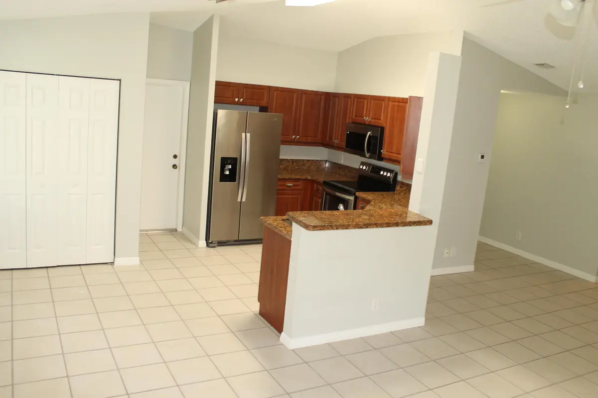 IMG_2213 at 1943 Cygnus Court, Weston