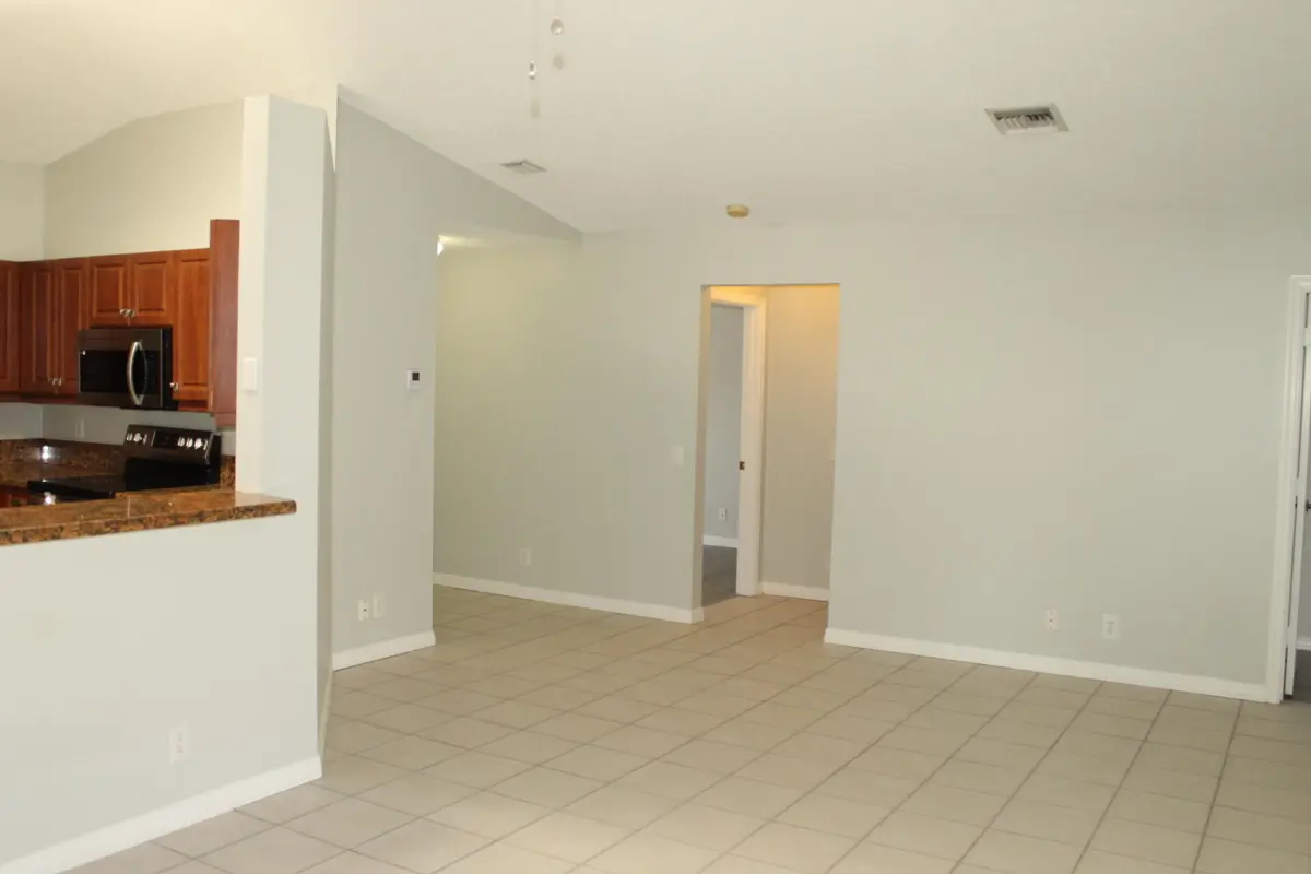 IMG_2215 at 1943 Cygnus Court, Weston