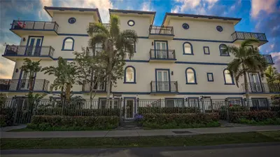 816 NE 7TH Street, Fort Lauderdale – Townhouse for sale