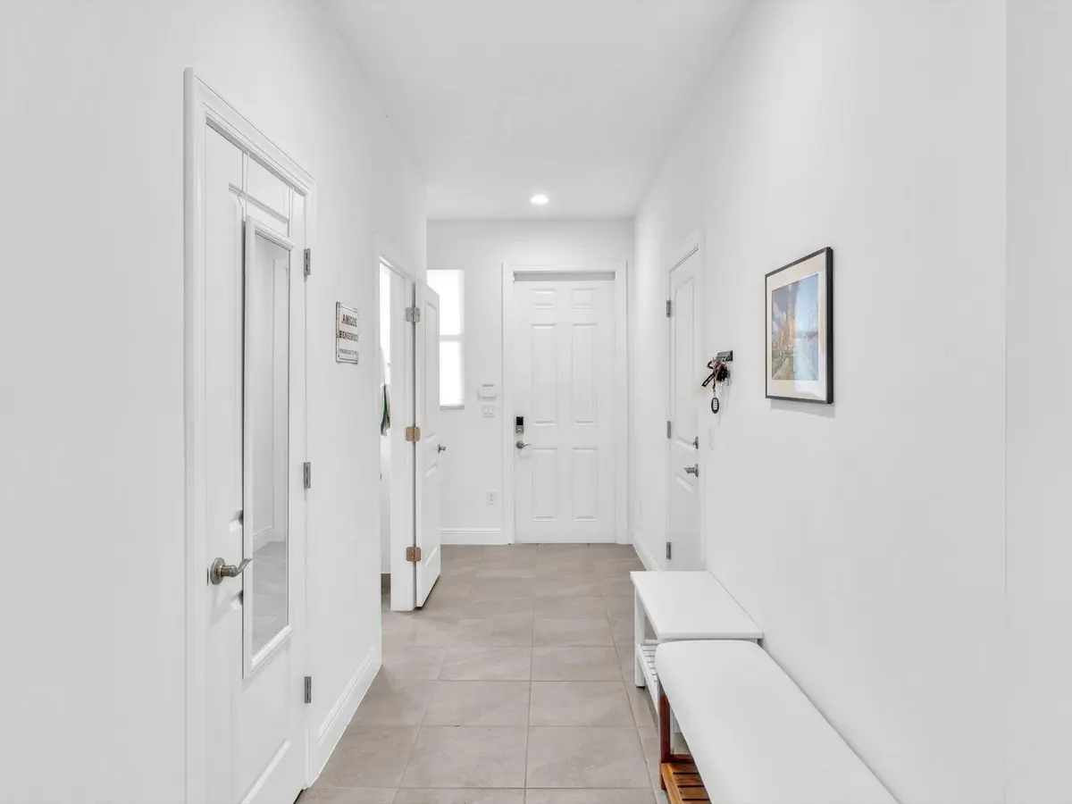 07-DSC00031 at 556 Sanderling Circle, Deerfield Beach