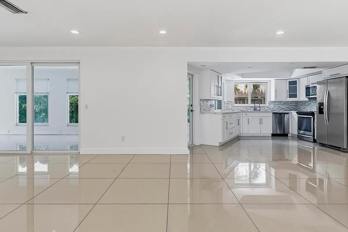2910 NE 40th Ct - - 006 at 2910 NE 40TH Court, Lighthouse Point