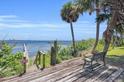 8609 S Indian River Drive, Fort Pierce – Single Family Residence for sale