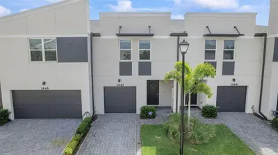 3947 SE Mentmore Lane, Stuart – Townhouse for sale