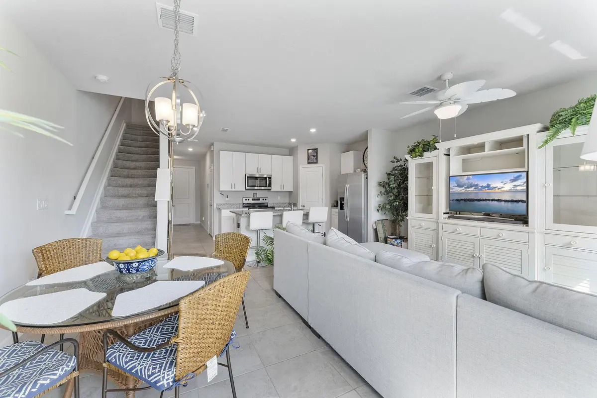 Living Area with Dining at 3947 SE Mentmore Lane, Stuart