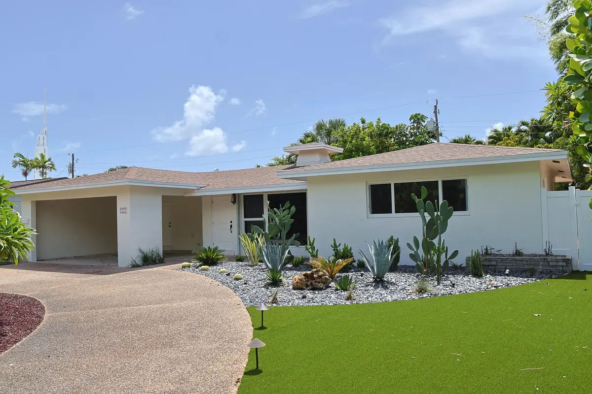 IMG_5236 at 5424 NE 21st Terrace, Fort Lauderdale
