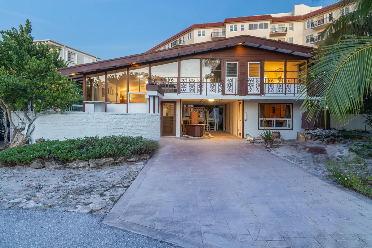 3490 S Ocean Blvd at 3490 S Ocean Boulevard, South Palm Beach