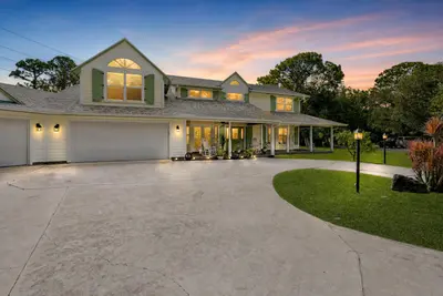 19780 Castlewood Drive, Jupiter – Single Family Residence for sale