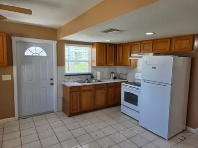 337 Hernando Street, Fort Pierce – Apartment for rent