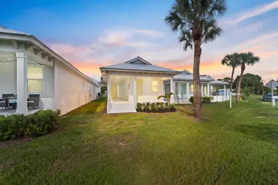 4984 SE Railway Avenue, Stuart – Single Family Residence for sale