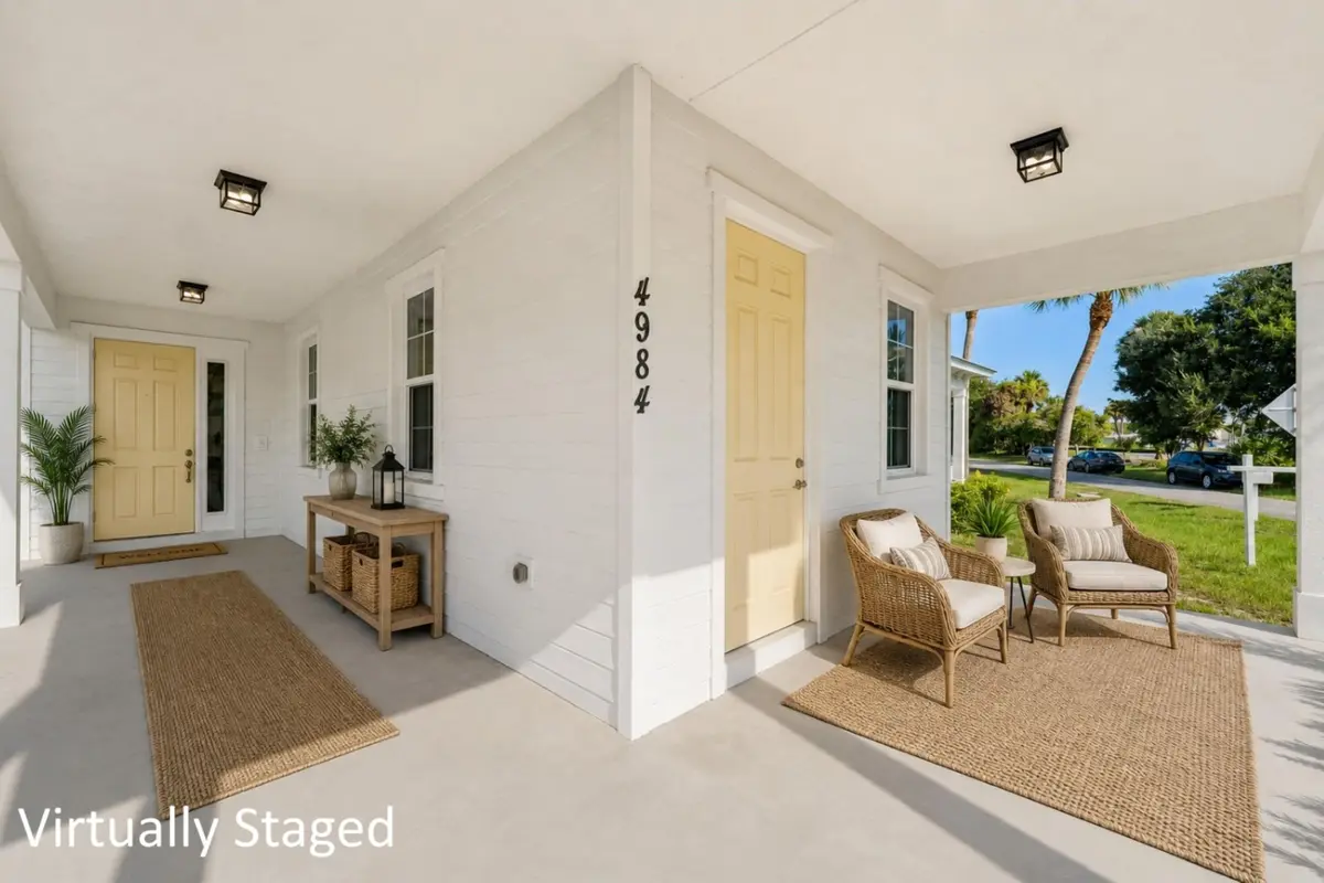 VS Porch at 4984 SE Railway Avenue, Stuart