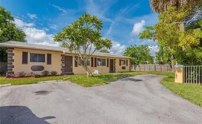 2061 NE 25th Avenue A, Pompano Beach – leased