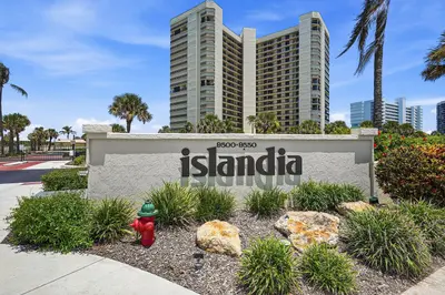 9550 S Ocean Drive 1702, Jensen Beach – Condominium for sale