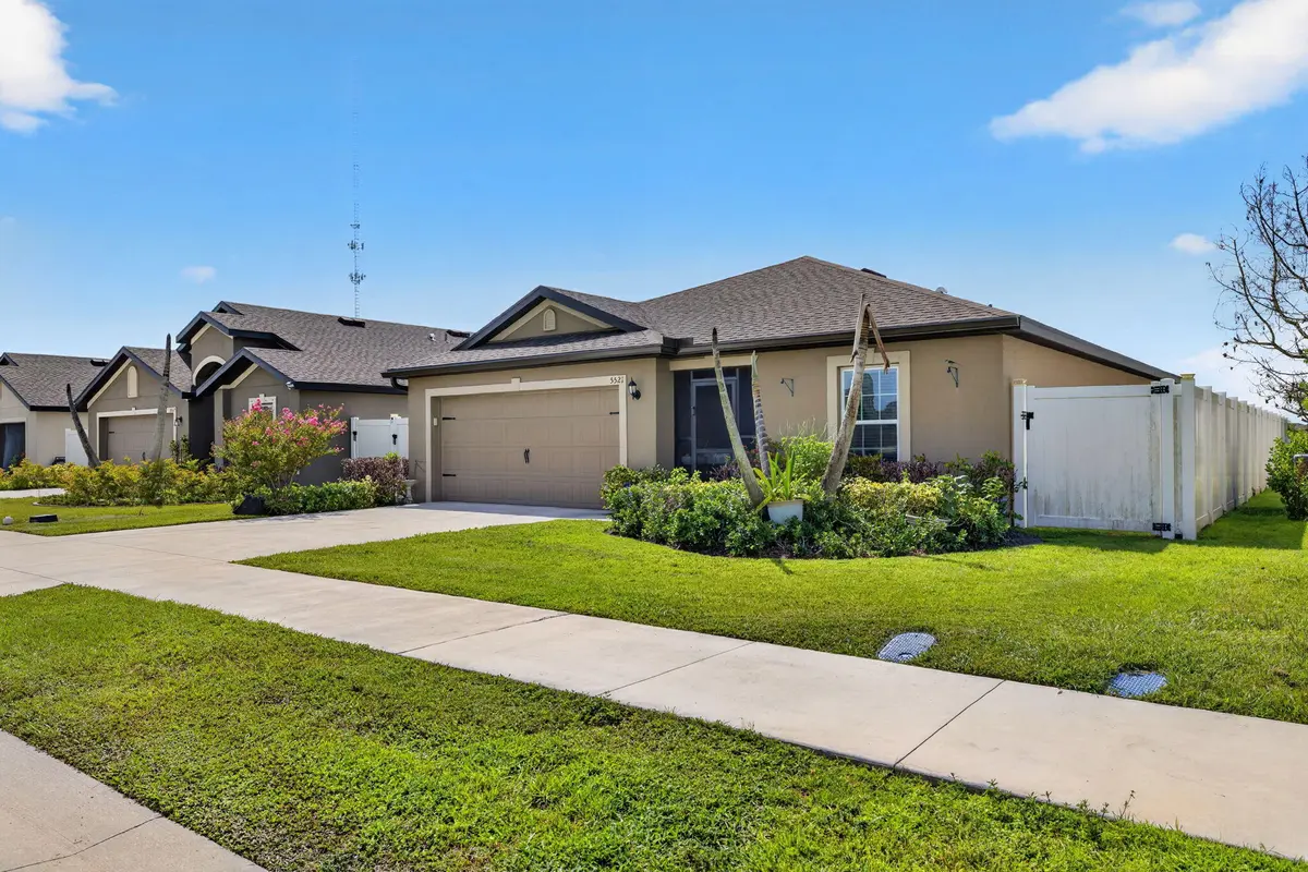 2-web-or-mls-40-print-3A5A4952 at 5521 Fantasy Drive, Fort Pierce