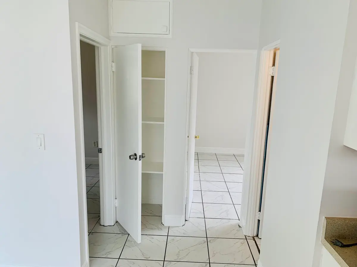Hall: closet at 417 NE 2nd Street, Boynton Beach