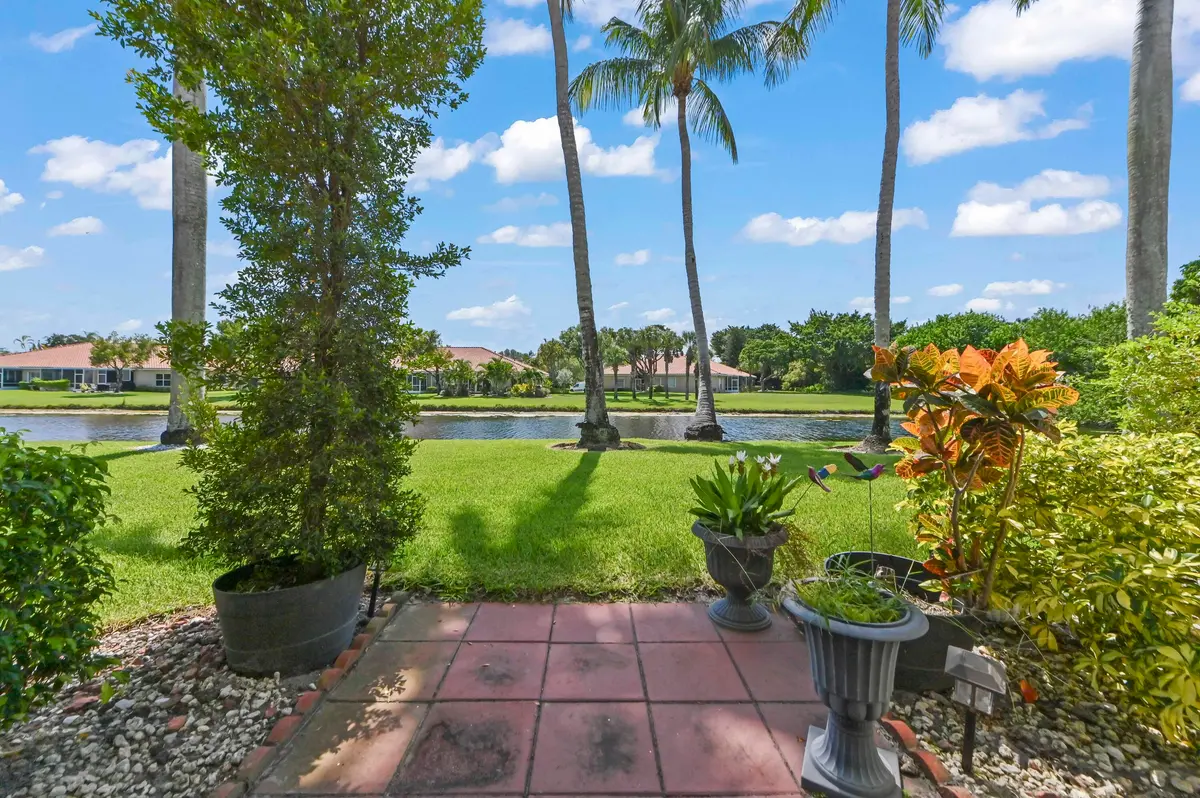 31 Backyard 01 at 5965 Parkwalk Drive 913, Boynton Beach